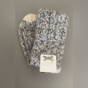 Anthropologie Lemon Gray and Cream Knit Socks